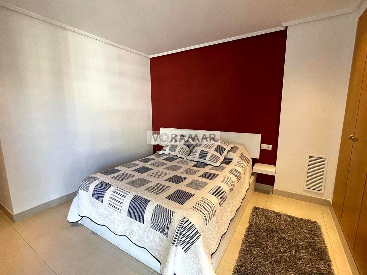 2 sovrum Lägenhet att hyra i Valencia stad med pool garage - 1 400 € (Ref: 9115177)