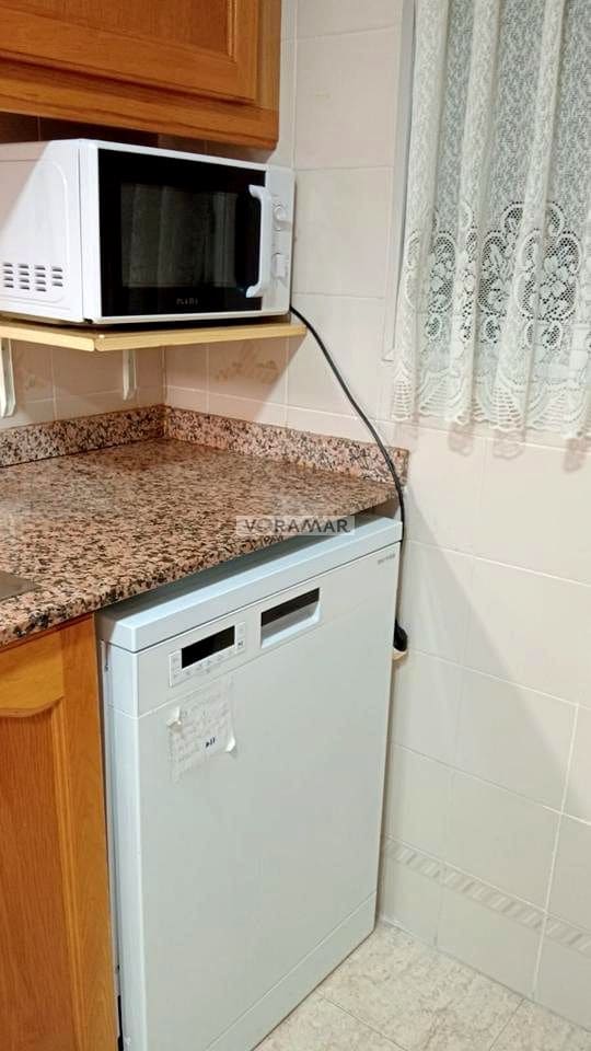 3 bedroom Flat for rent in Valencia city - € 1,300 (Ref: 9115633)