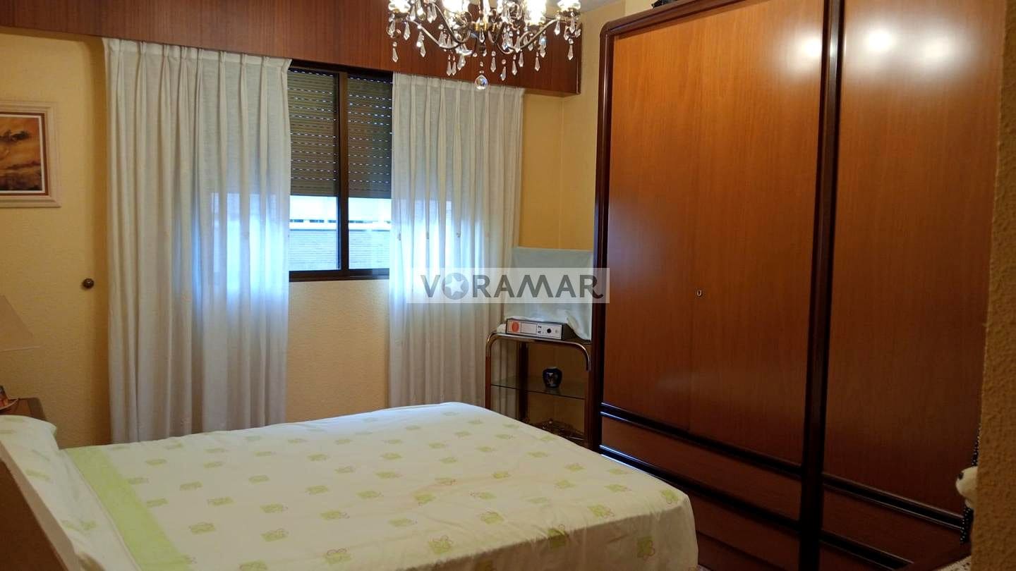 3 bedroom Flat for rent in Valencia city - € 1,300 (Ref: 9115633)