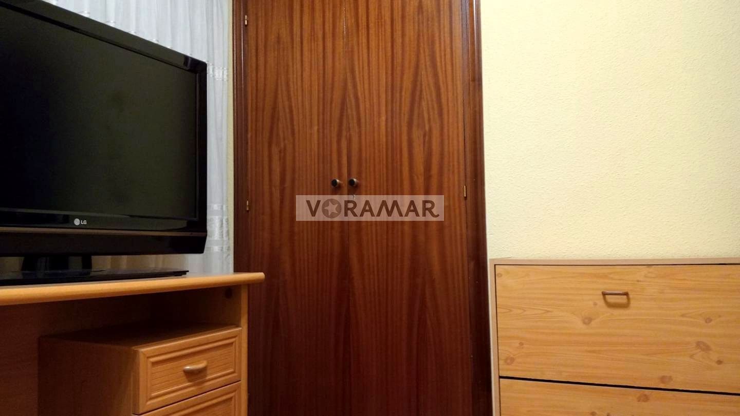3 bedroom Flat for rent in Valencia city - € 1,300 (Ref: 9115633)