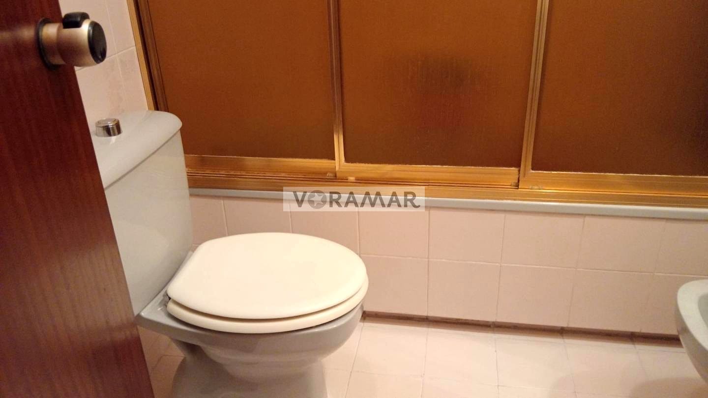 3 bedroom Flat for rent in Valencia city - € 1,300 (Ref: 9115633)