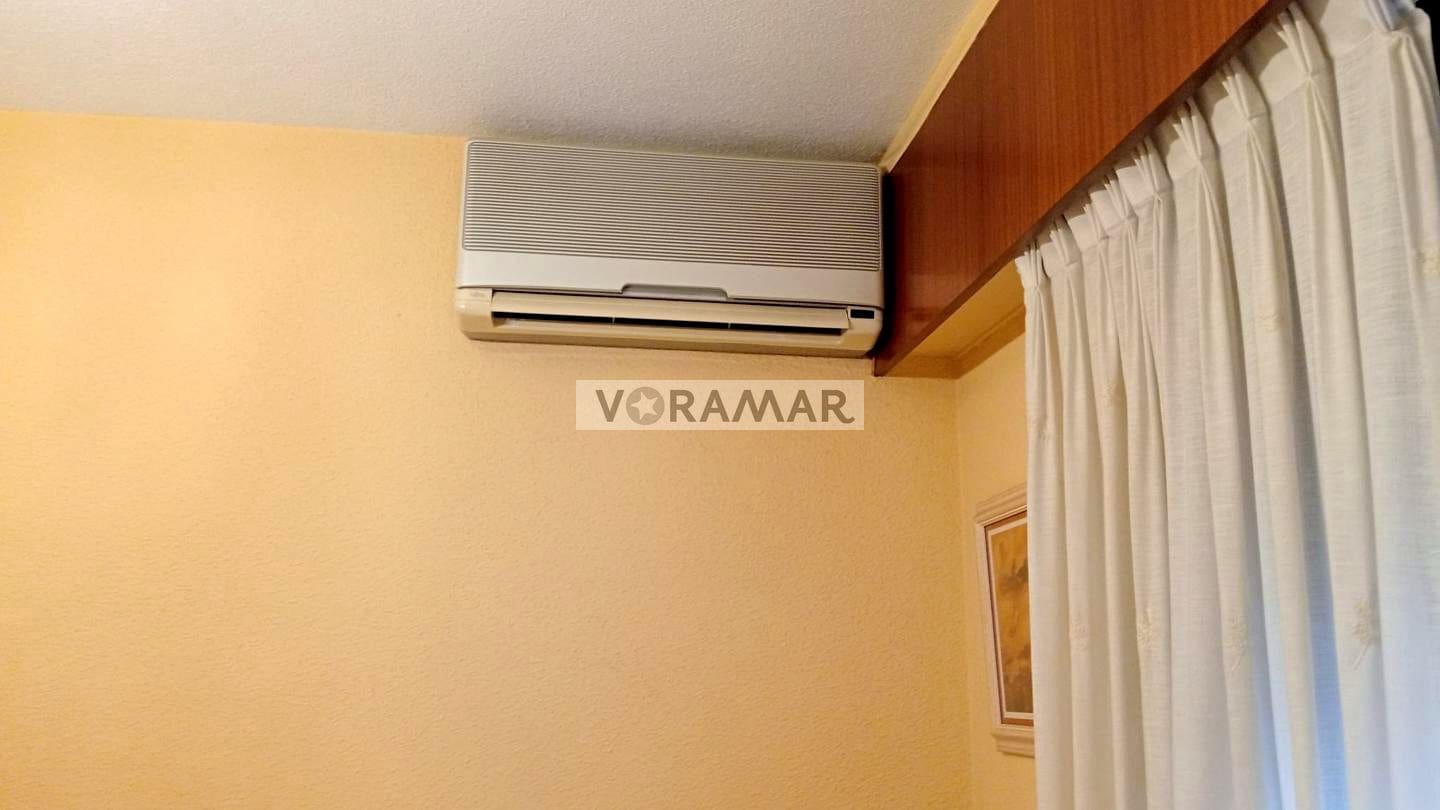 3 bedroom Flat for rent in Valencia city - € 1,300 (Ref: 9115633)
