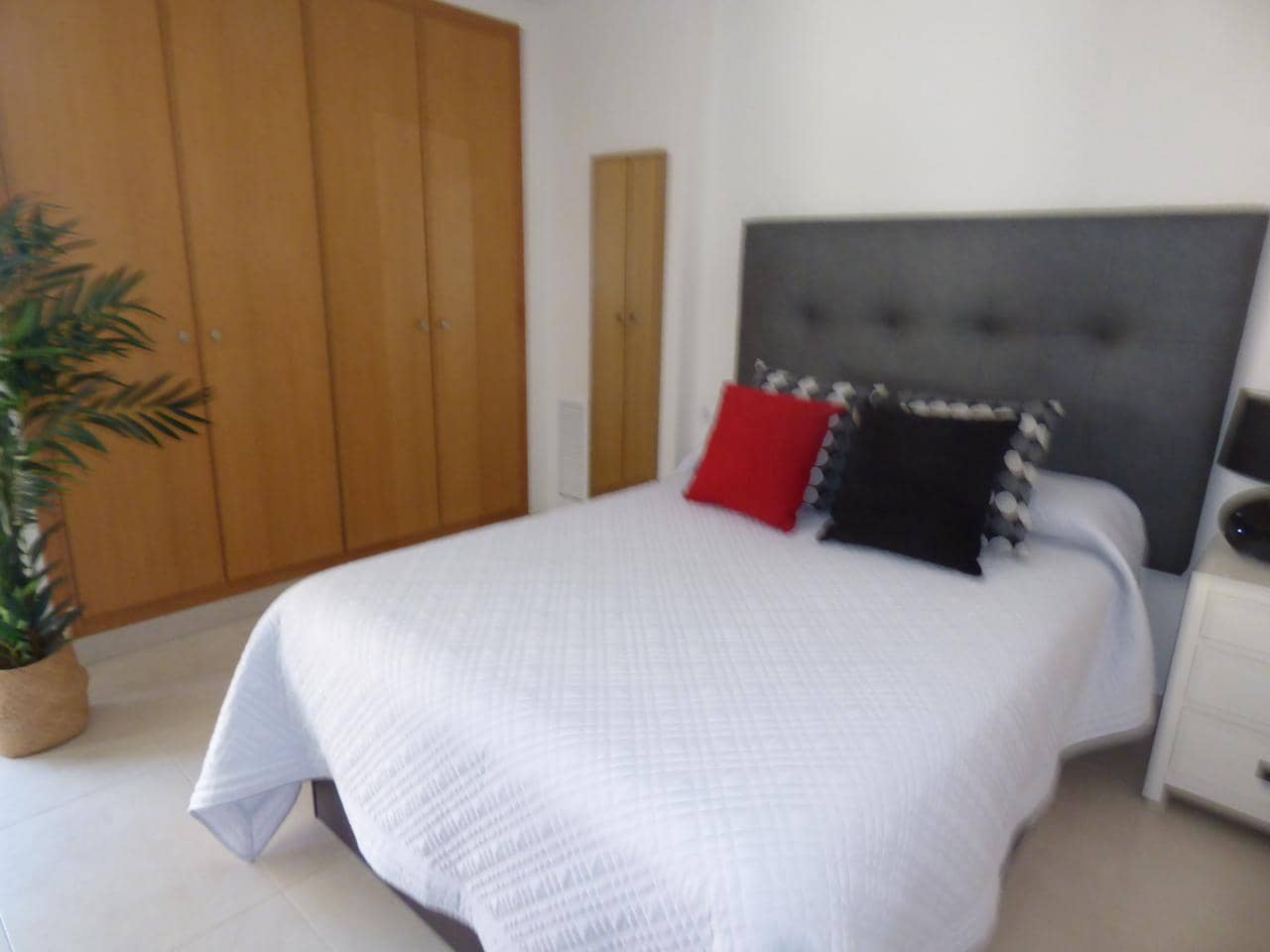 2 soveværelse Lejlighed til leje i Alboraya / Alboraia med garage - € 2.600 (Ref: 9147997)