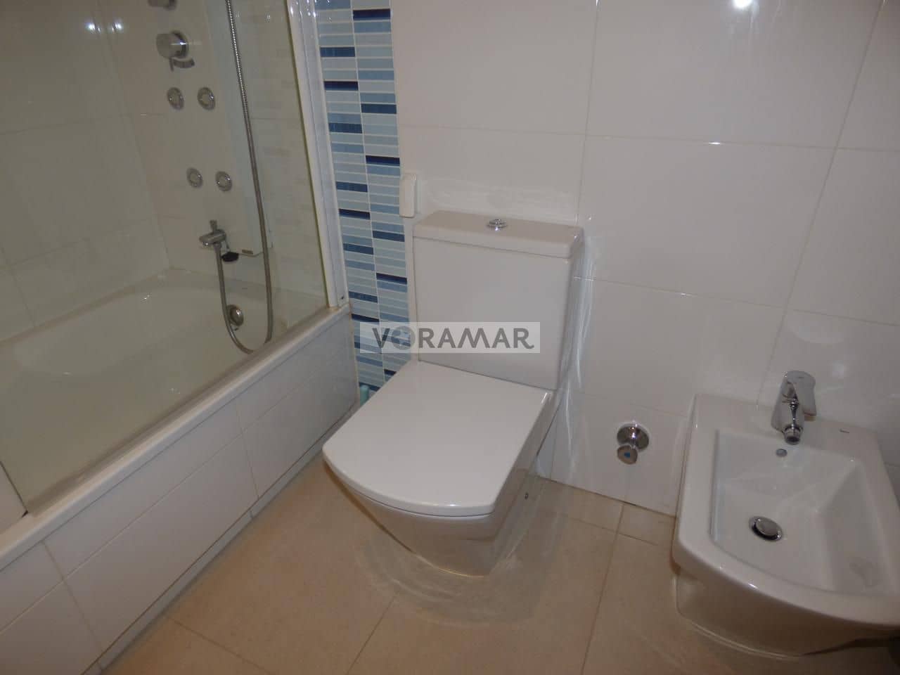 2 soveværelse Lejlighed til leje i Alboraya / Alboraia med garage - € 2.600 (Ref: 9147997)