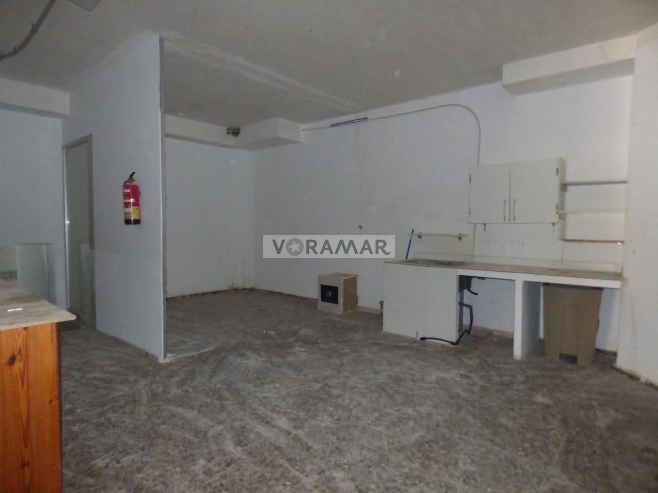 Entreprise de 3 chambres à louer à Alboraya / Alboraia - 1 000 € (Ref: 9151148)