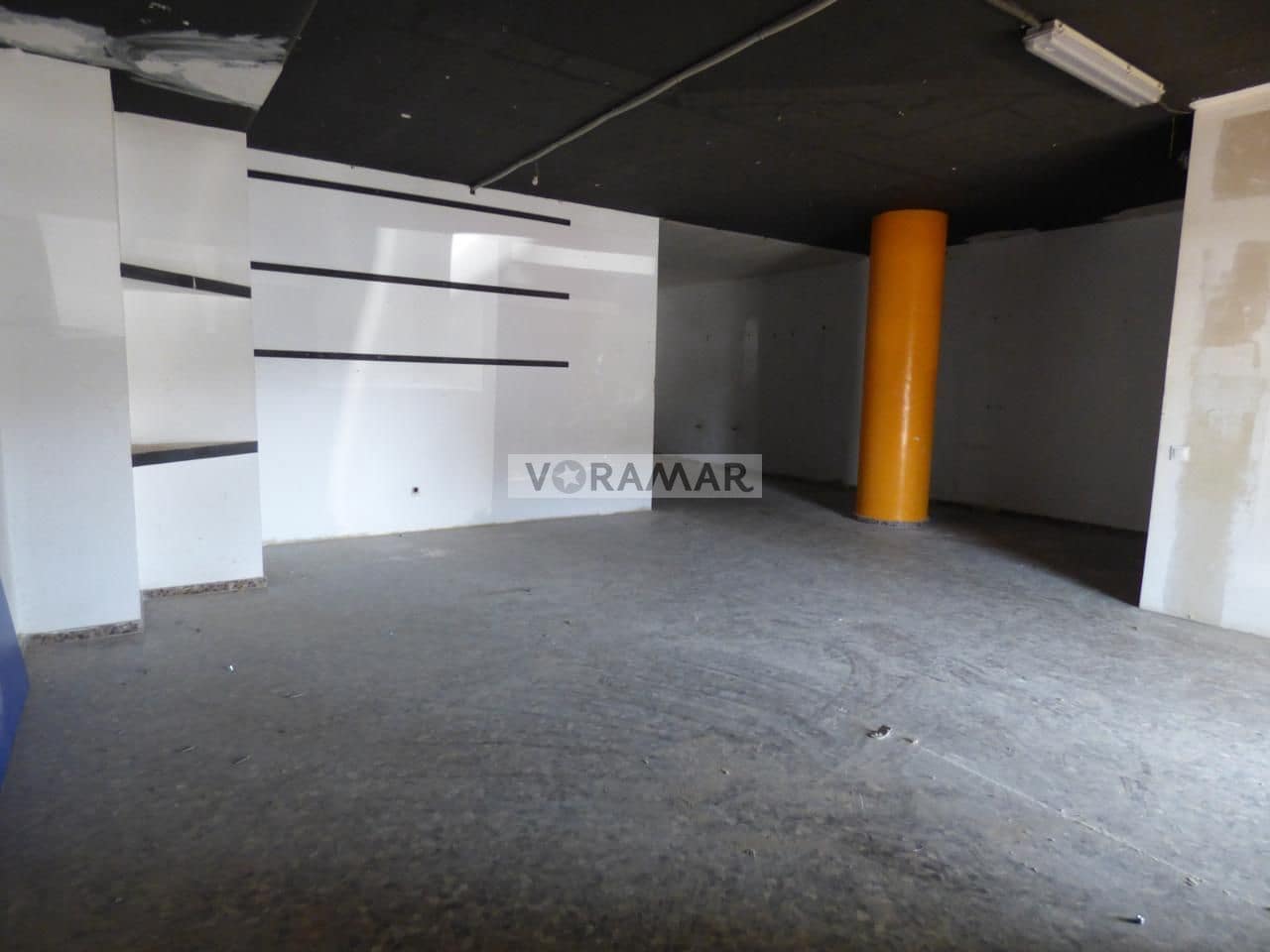 Entreprise de 3 chambres à louer à Alboraya / Alboraia - 1 000 € (Ref: 9151148)