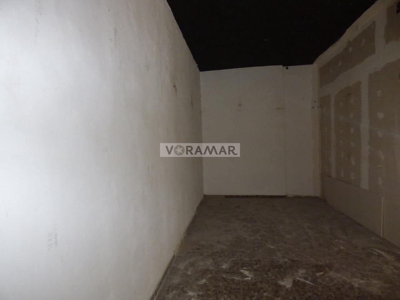 Entreprise de 3 chambres à louer à Alboraya / Alboraia - 1 000 € (Ref: 9151148)