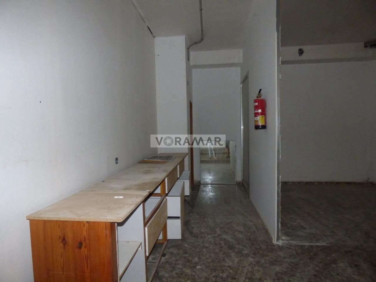 Entreprise de 3 chambres à louer à Alboraya / Alboraia - 1 000 € (Ref: 9151148)