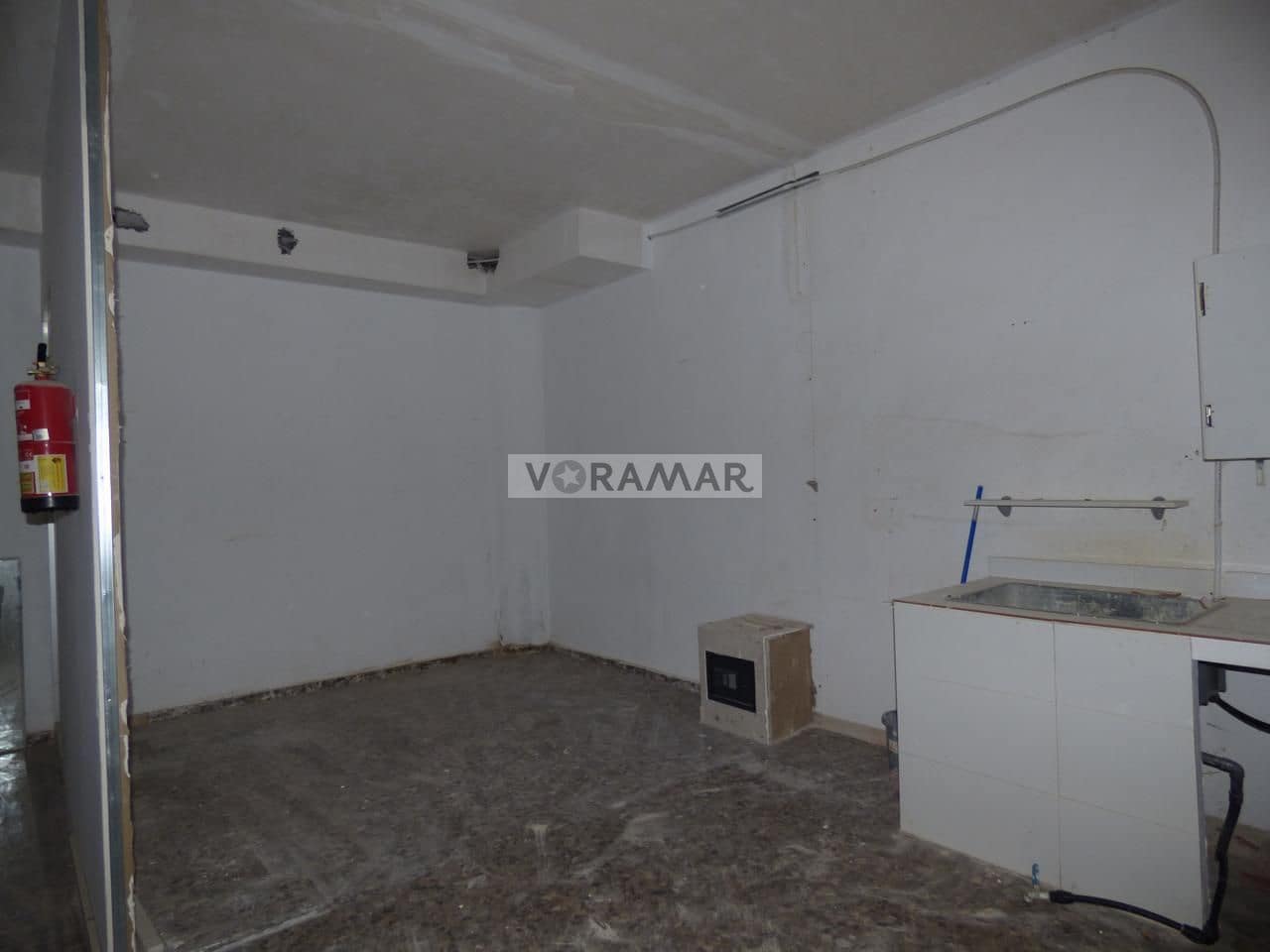 Entreprise de 3 chambres à louer à Alboraya / Alboraia - 1 000 € (Ref: 9151148)