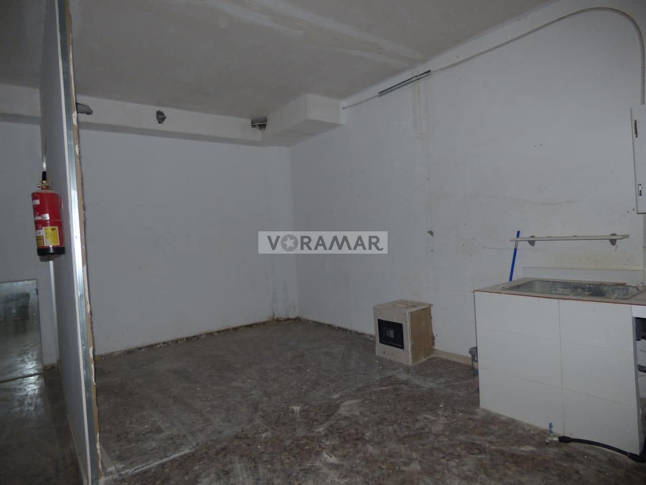 Entreprise de 3 chambres à louer à Alboraya / Alboraia - 1 000 € (Ref: 9151148)