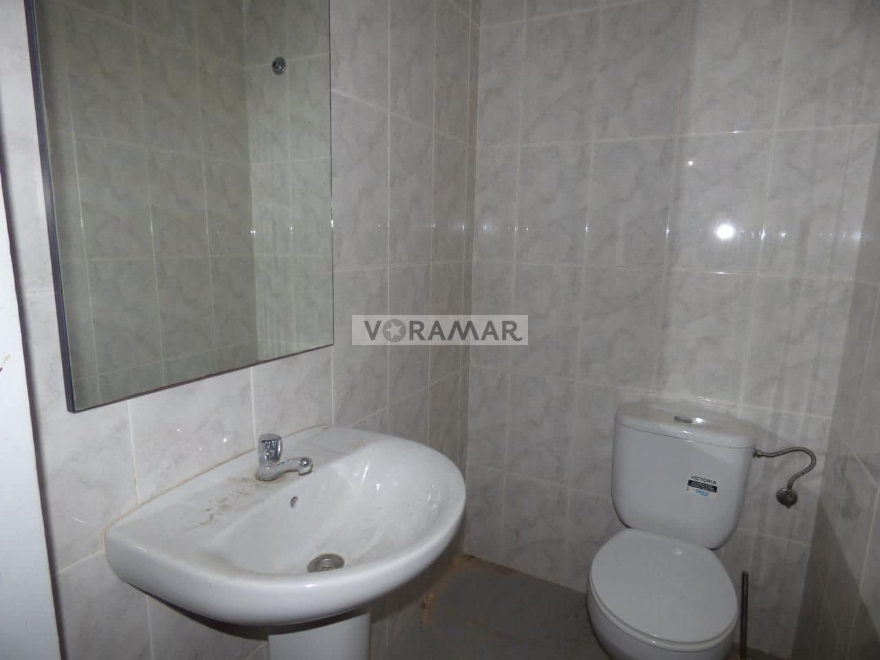 Entreprise de 3 chambres à louer à Alboraya / Alboraia - 1 000 € (Ref: 9151148)