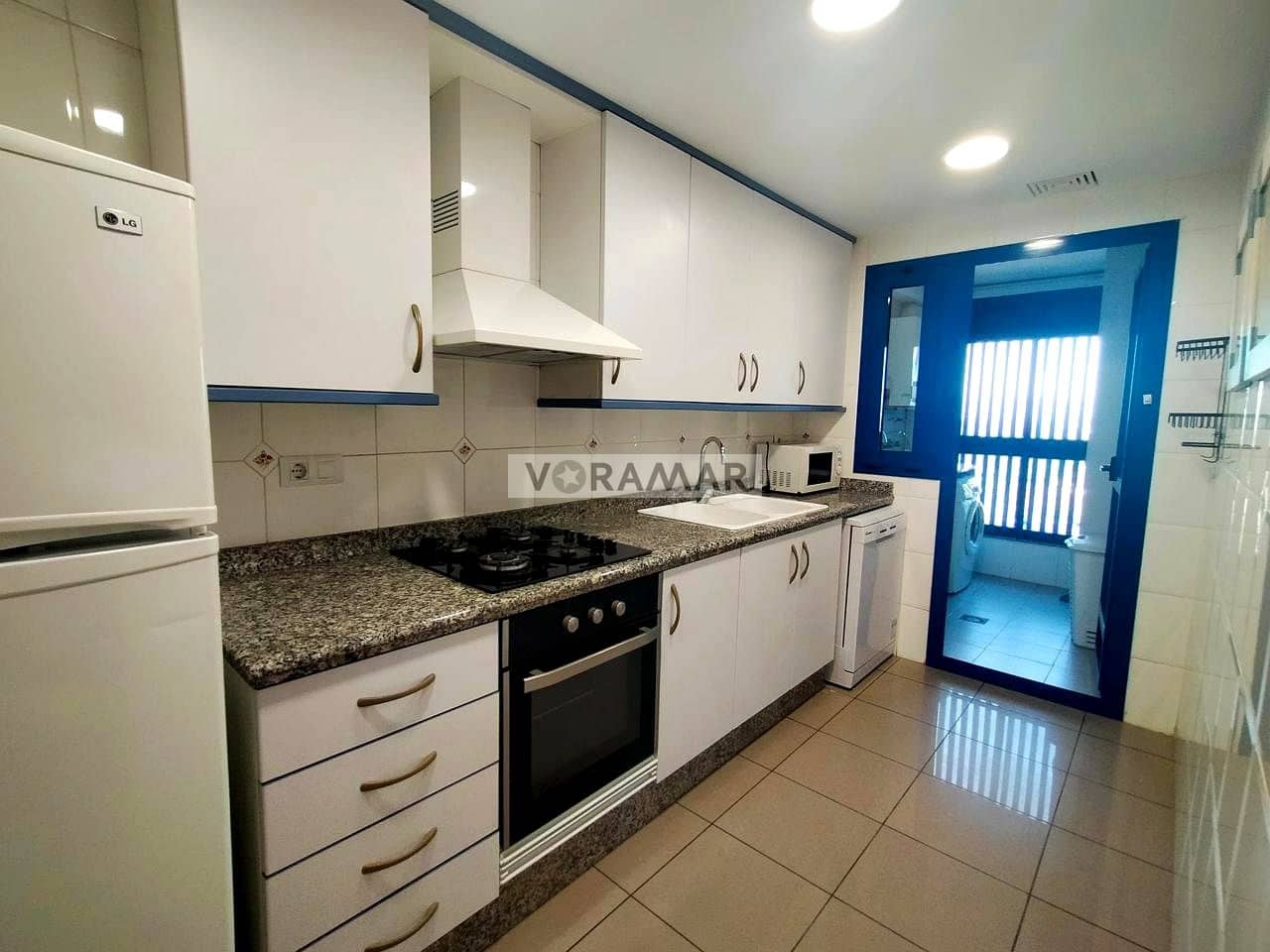 2 soveværelse Lejlighed til leje i Alboraya / Alboraia med swimmingpool garage - € 2.500 (Ref: 9202919)