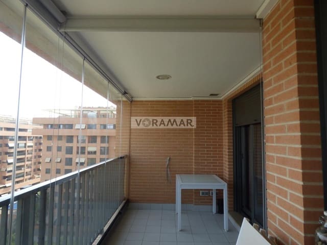 1 soverom Leilighet til leie i Valencia by med svømmebasseng - € 1 200 (Ref: 9235750)