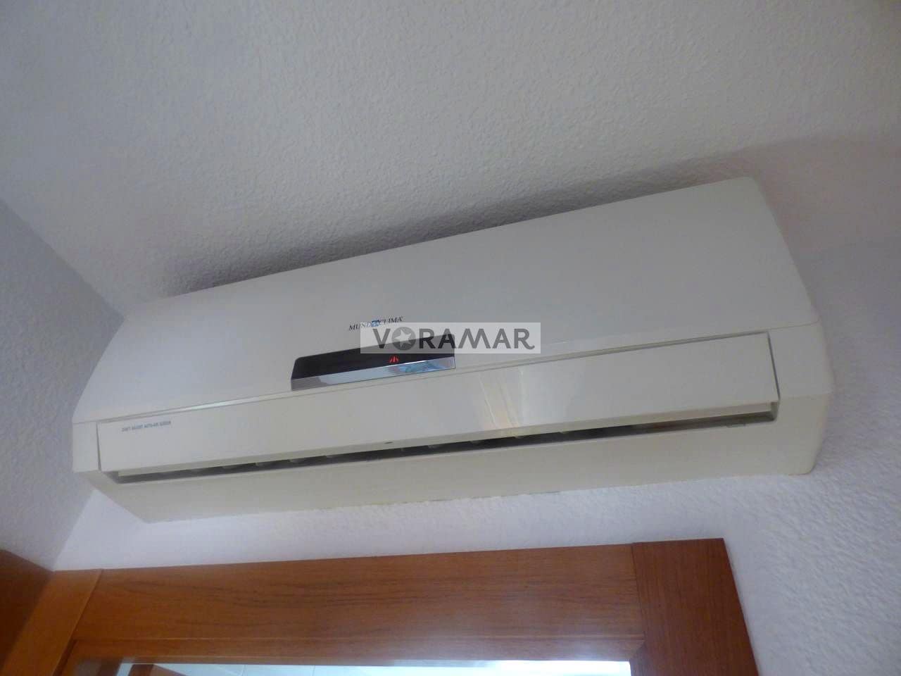 3 sovrum Lägenhet att hyra i Valencia stad - 1 300 € (Ref: 9383251)