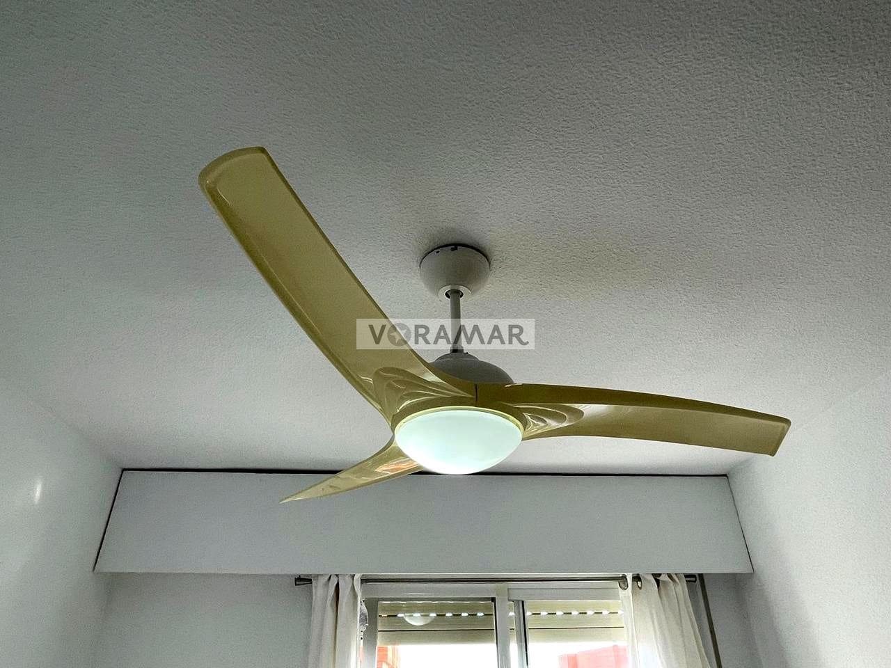 3 sovrum Lägenhet att hyra i Valencia stad - 1 300 € (Ref: 9383251)