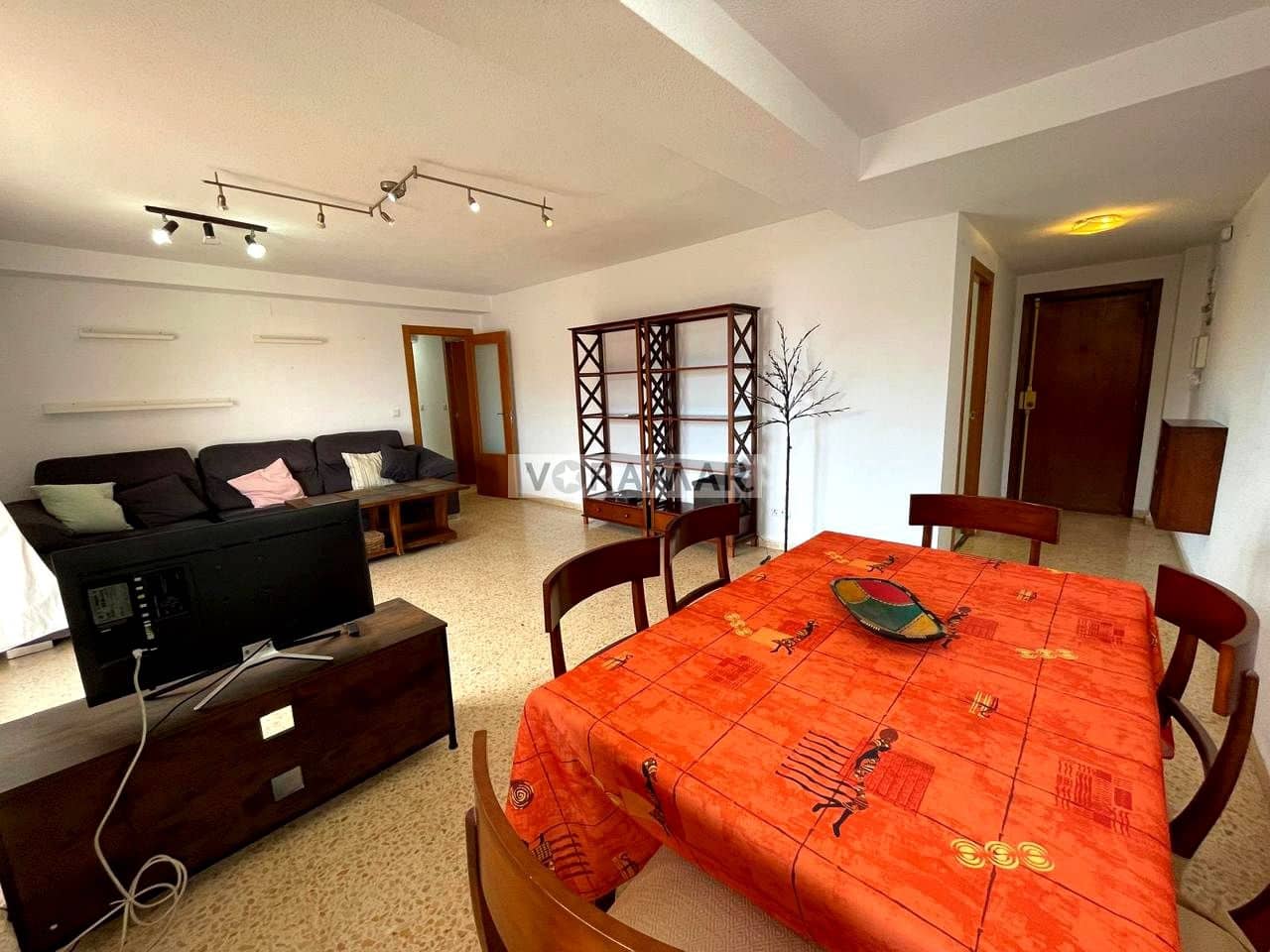 3 sovrum Lägenhet att hyra i Valencia stad - 1 300 € (Ref: 9383251)