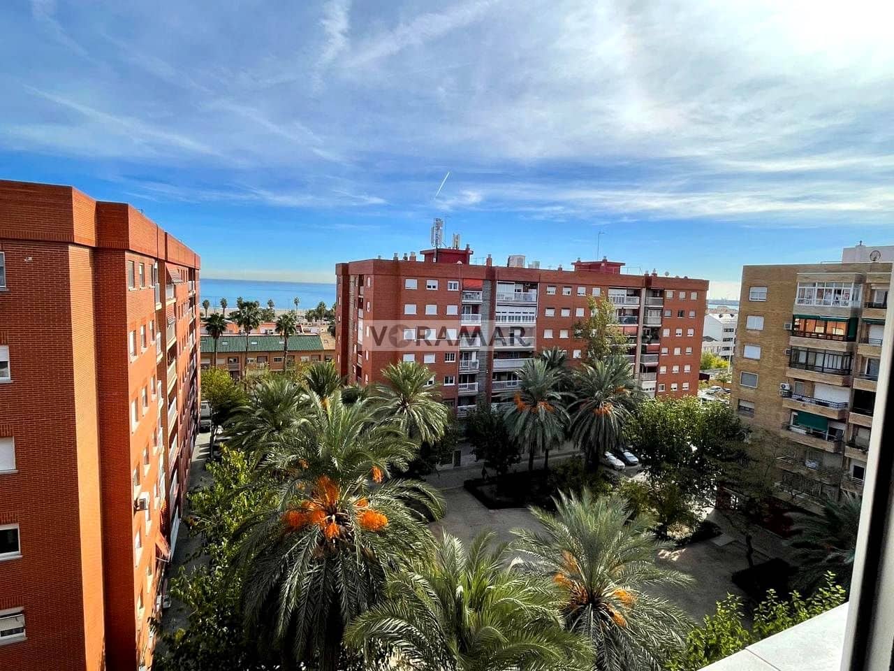 3 sovrum Lägenhet att hyra i Valencia stad - 1 300 € (Ref: 9383251)