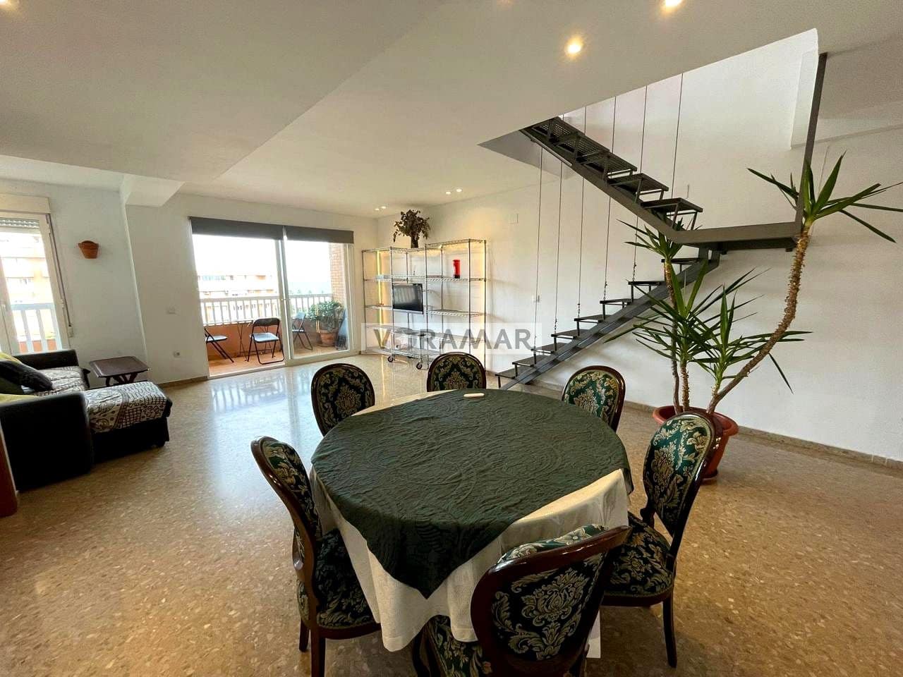 2 soverom Leilighet til leie i Alboraya / Alboraia med garasje - € 1 900 (Ref: 9394278)