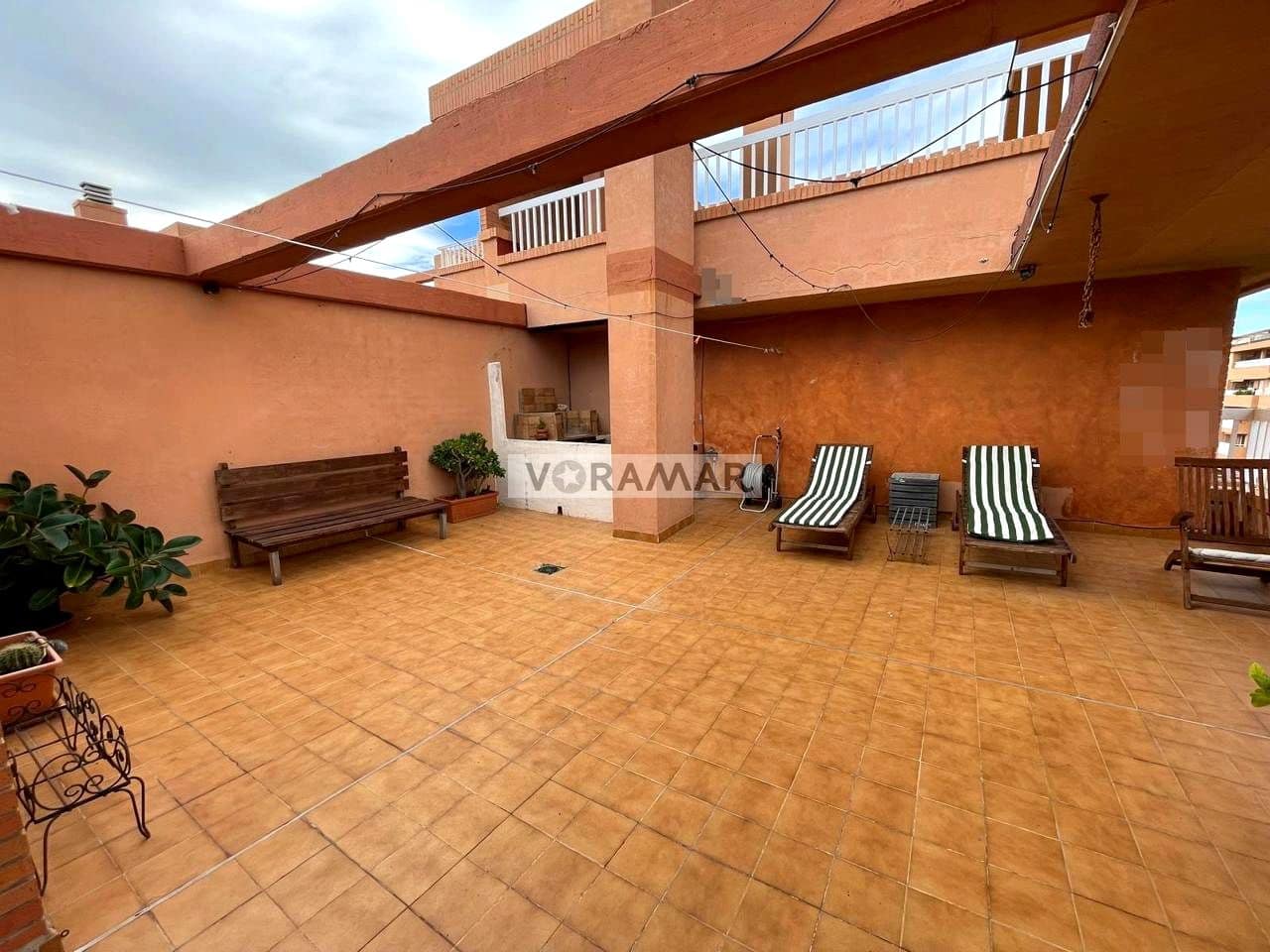 2 soverom Leilighet til leie i Alboraya / Alboraia med garasje - € 1 900 (Ref: 9394278)