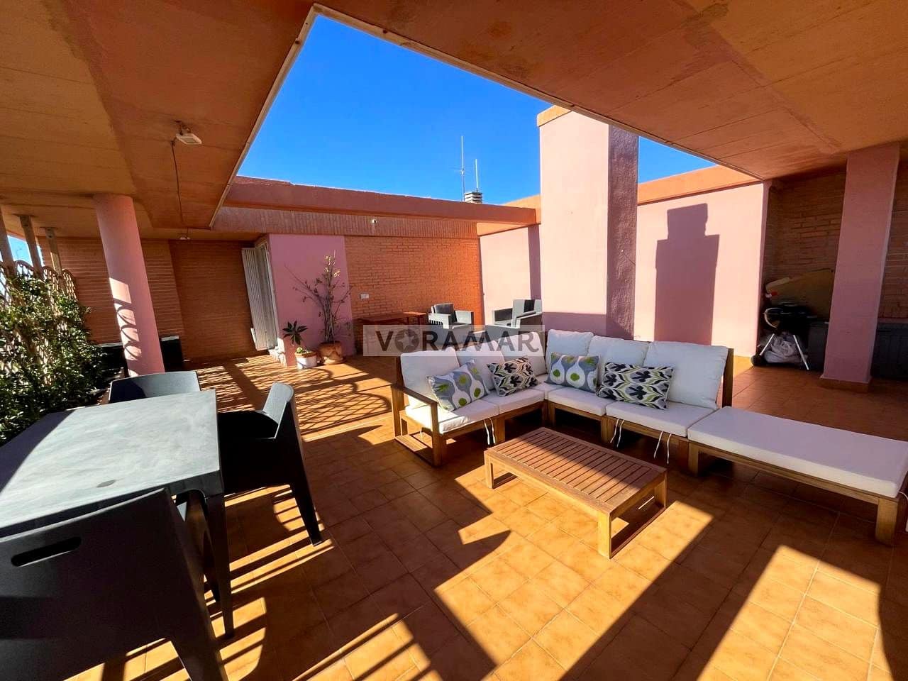 2 soveværelse Lejlighed til leje i Alboraya / Alboraia med garage - € 2.300 (Ref: 9404691)