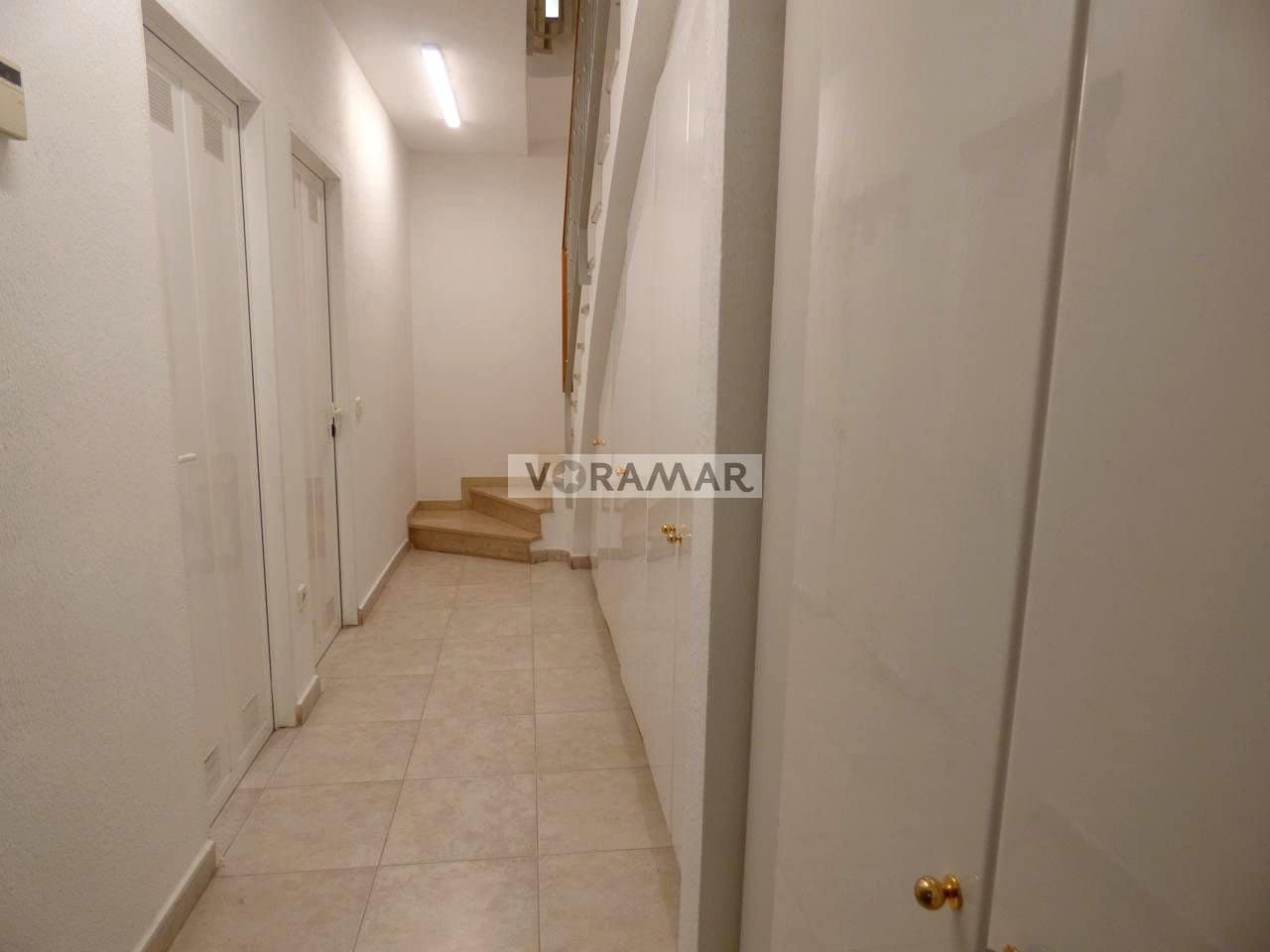 4 makuuhuone Huvila vuokrattavana paikassa Alboraya / Alboraia mukana 
autotalli - 3 500 € (Ref: 9404692)