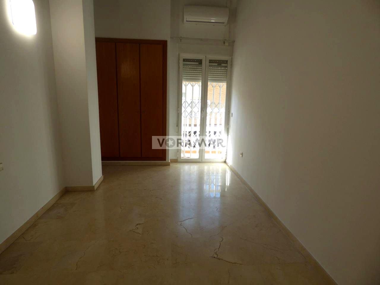 4 makuuhuone Huvila vuokrattavana paikassa Alboraya / Alboraia mukana 
autotalli - 3 500 € (Ref: 9404692)