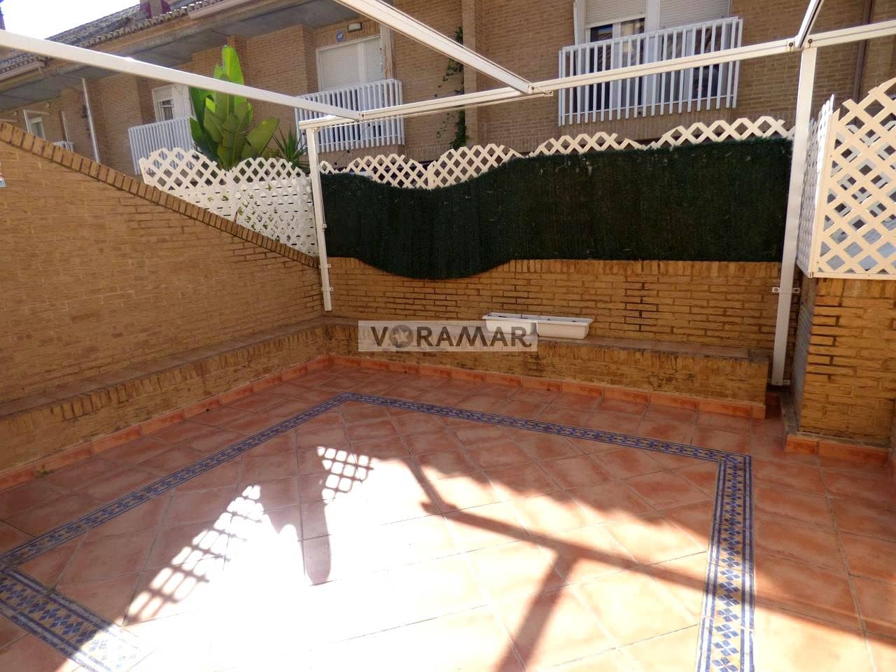 4 makuuhuone Huvila vuokrattavana paikassa Alboraya / Alboraia mukana 
autotalli - 3 500 € (Ref: 9404692)