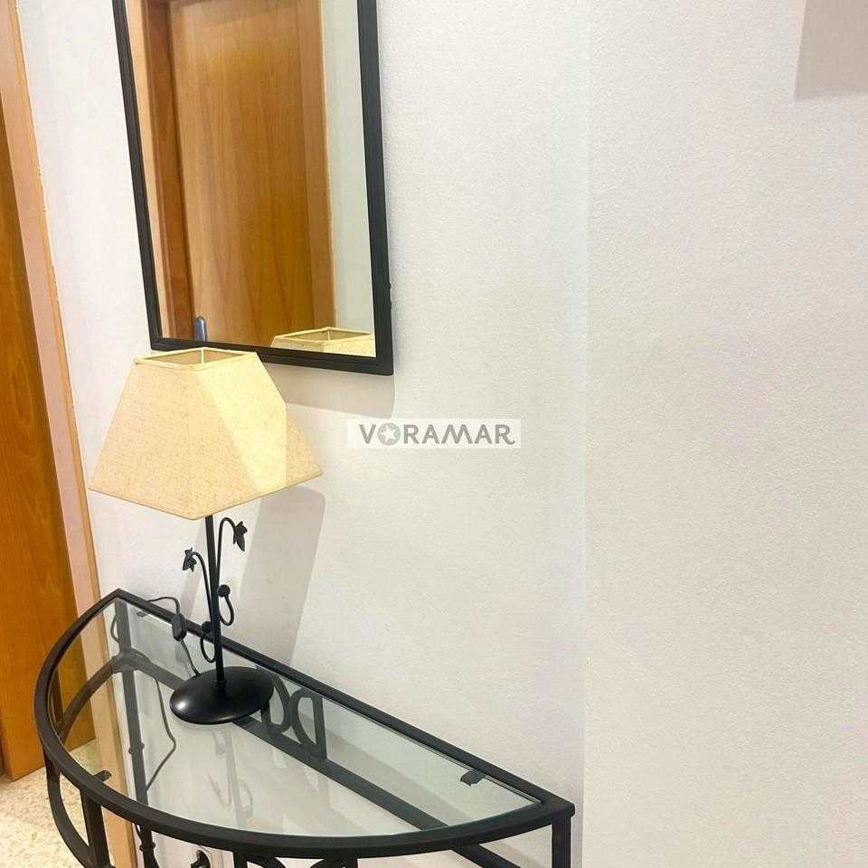 3 soverom Leilighet til leie i Valencia by med garasje - € 1 800 (Ref: 9516514)