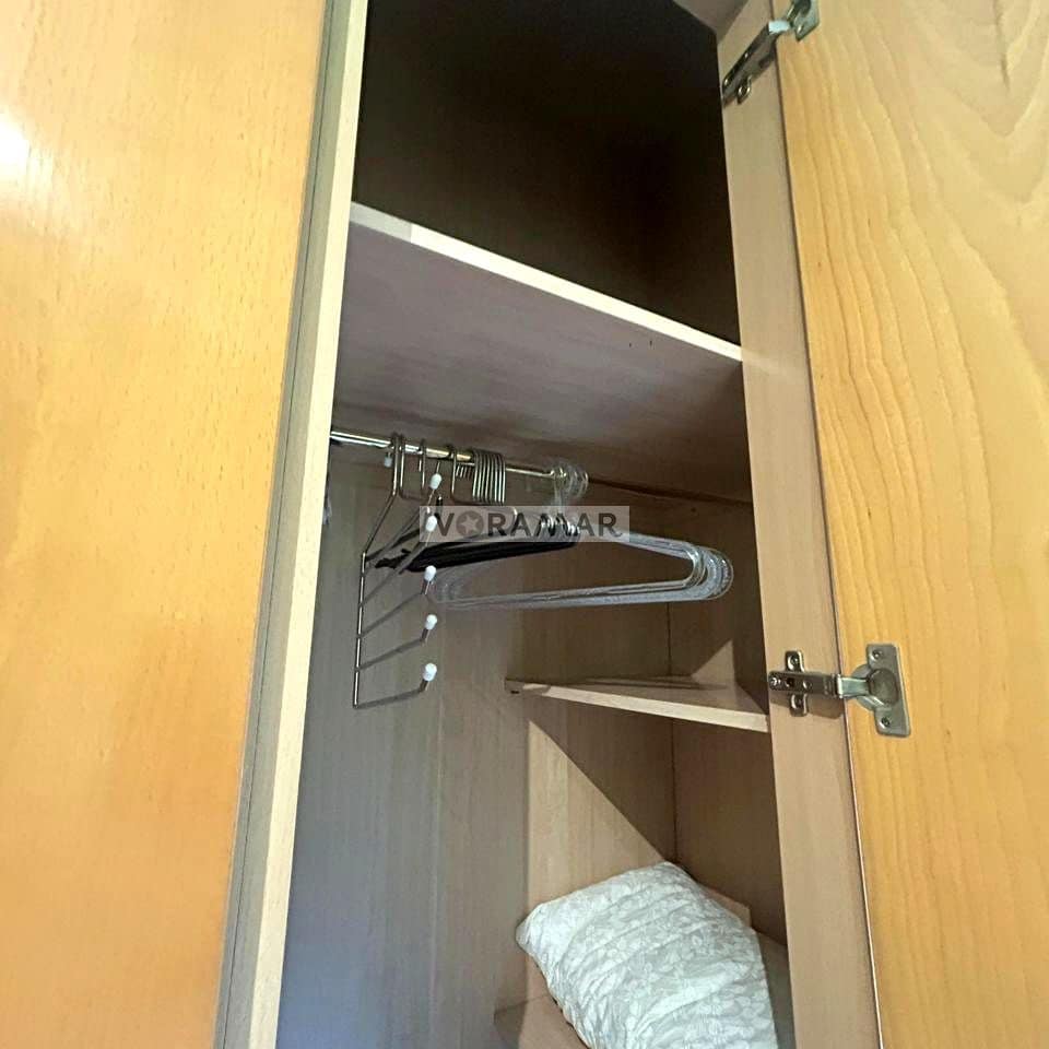 3 soverom Leilighet til leie i Valencia by med garasje - € 1 800 (Ref: 9516514)