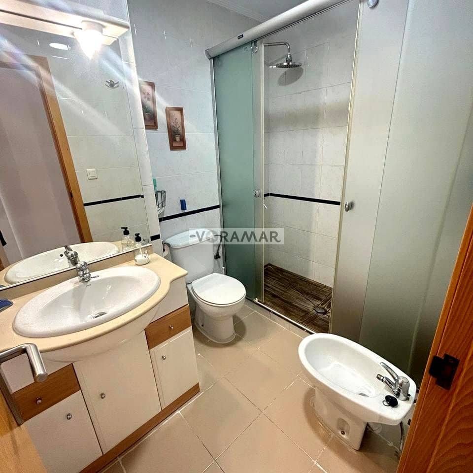 3 soverom Leilighet til leie i Valencia by med garasje - € 1 800 (Ref: 9516514)