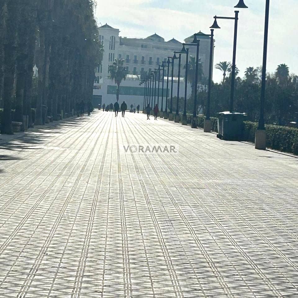 3 soverom Leilighet til leie i Valencia by med garasje - € 1 800 (Ref: 9516514)