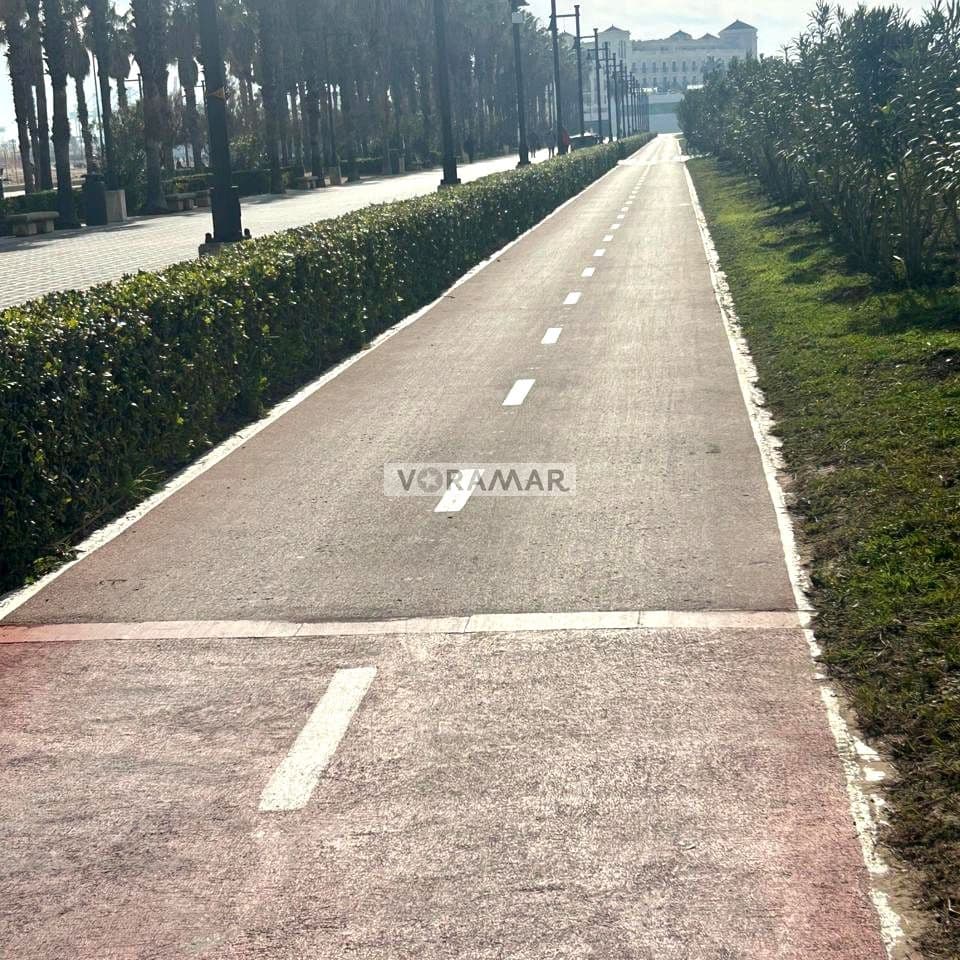 3 soverom Leilighet til leie i Valencia by med garasje - € 1 800 (Ref: 9516514)