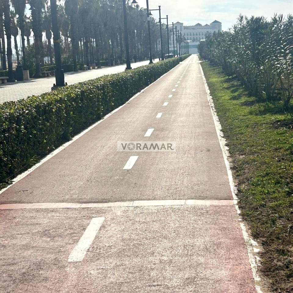 3 soverom Leilighet til leie i Valencia by med garasje - € 1 800 (Ref: 9516514)