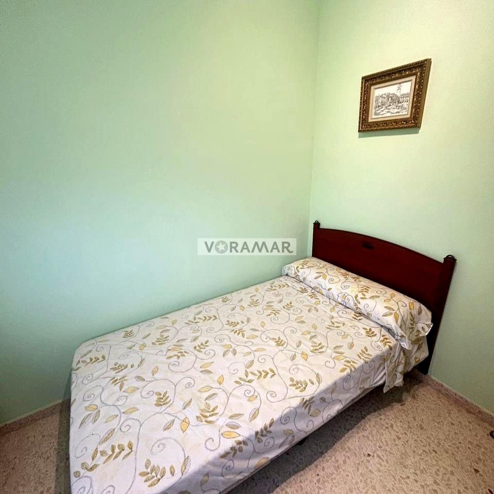 3 sypialnia Mieszkanie do wynajęcia w Miasto Walencja z garażem - 1 800 € (Ref: 9516514)