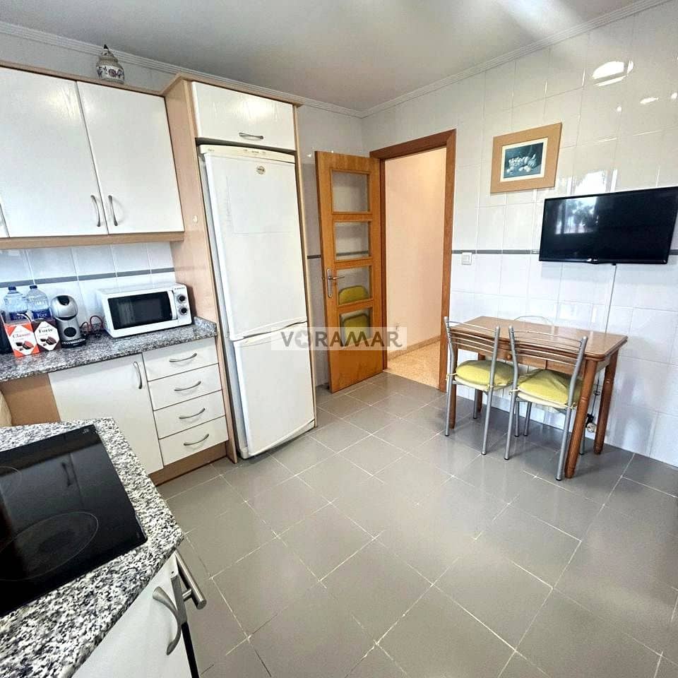 3 sypialnia Mieszkanie do wynajęcia w Miasto Walencja z garażem - 1 800 € (Ref: 9516514)