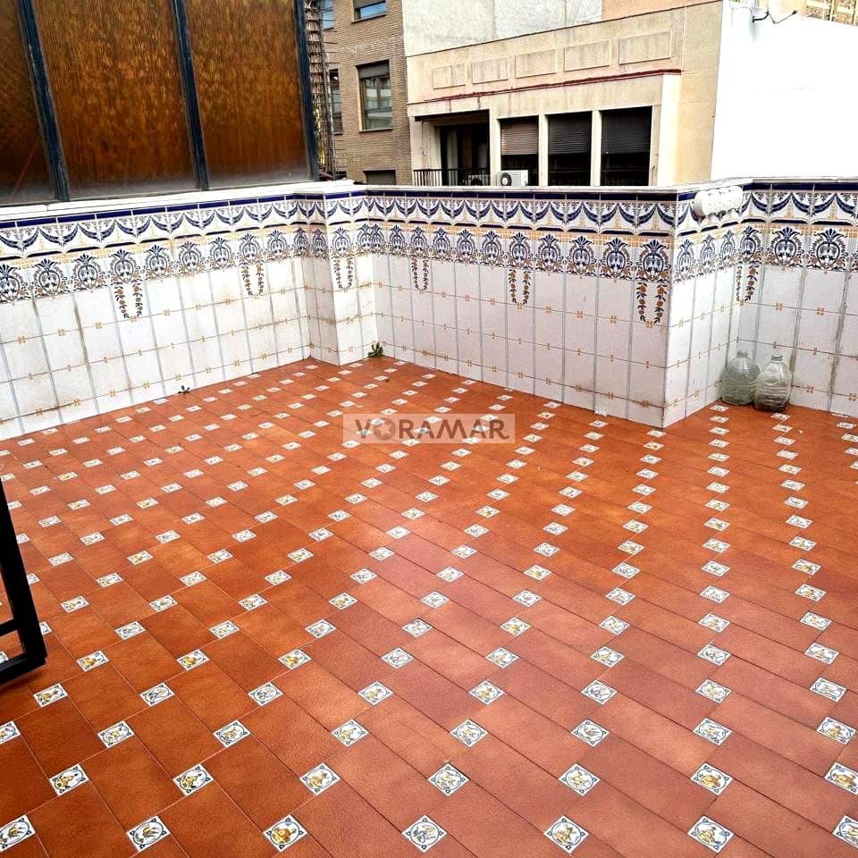 3 bedroom Flat for sale in Valencia city with garage - € 650,000 (Ref: 9525284)