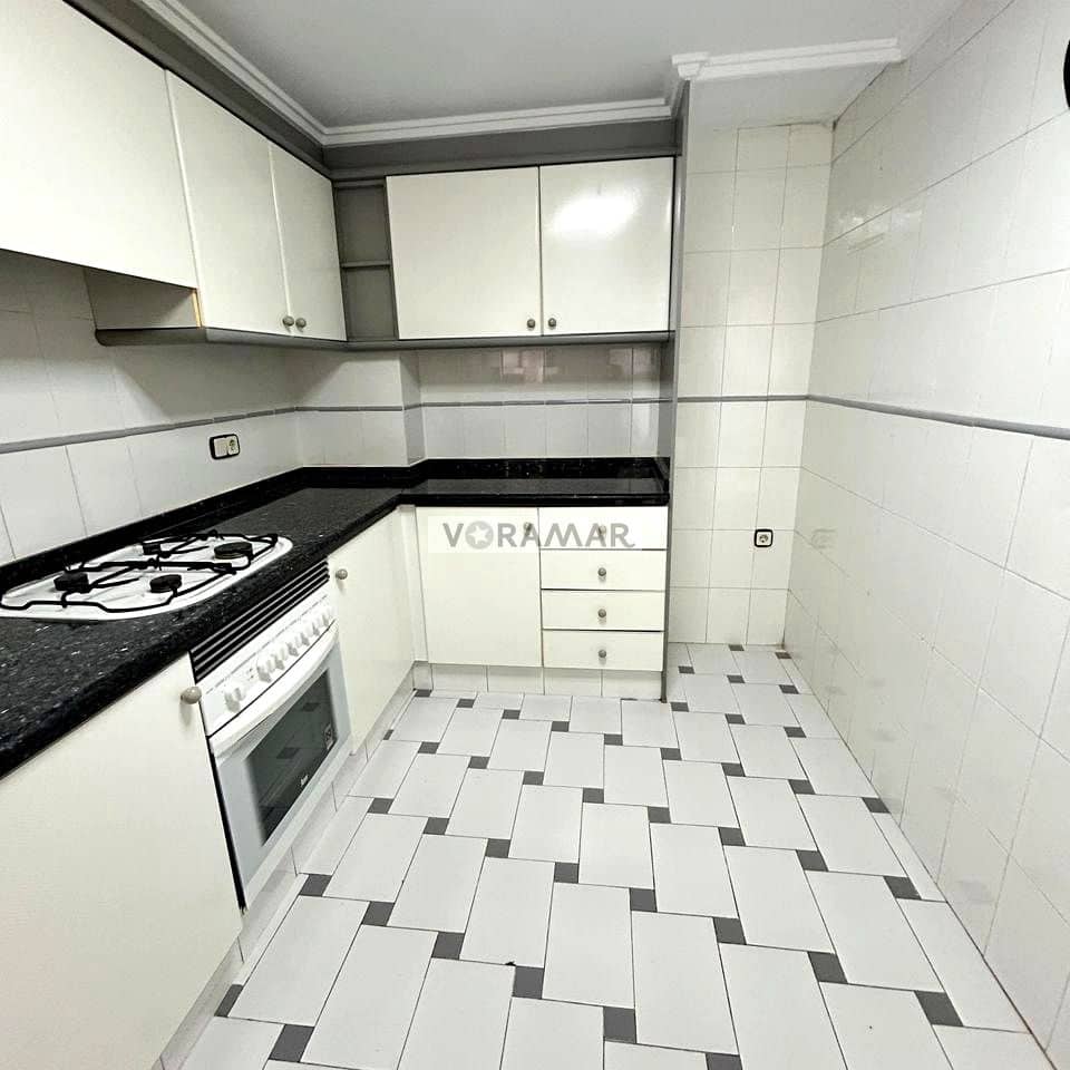 3 bedroom Flat for sale in Valencia city with garage - € 650,000 (Ref: 9525284)