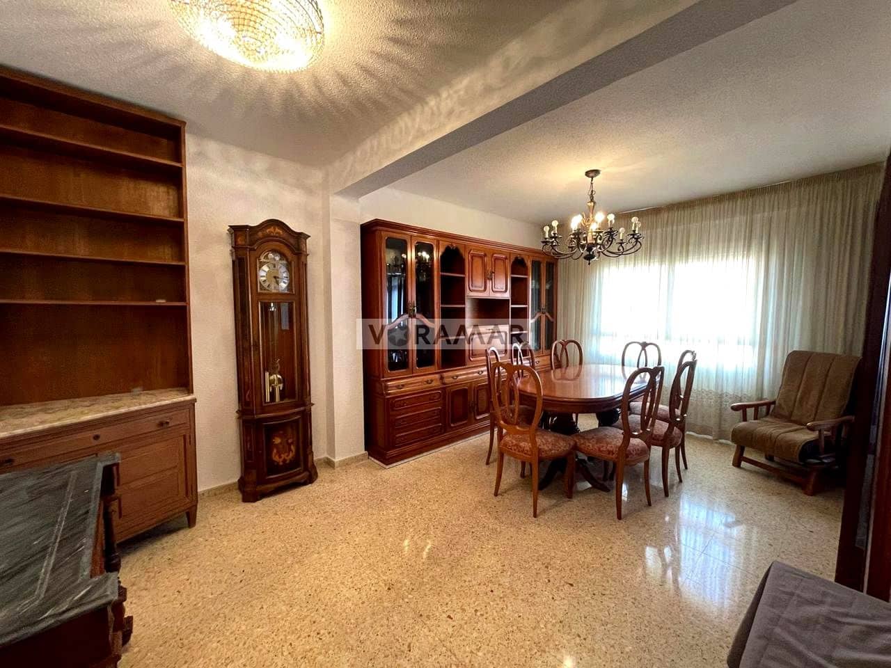 3 sovrum Lägenhet att hyra i Valencia stad med garage - 1 200 € (Ref: 9571615)