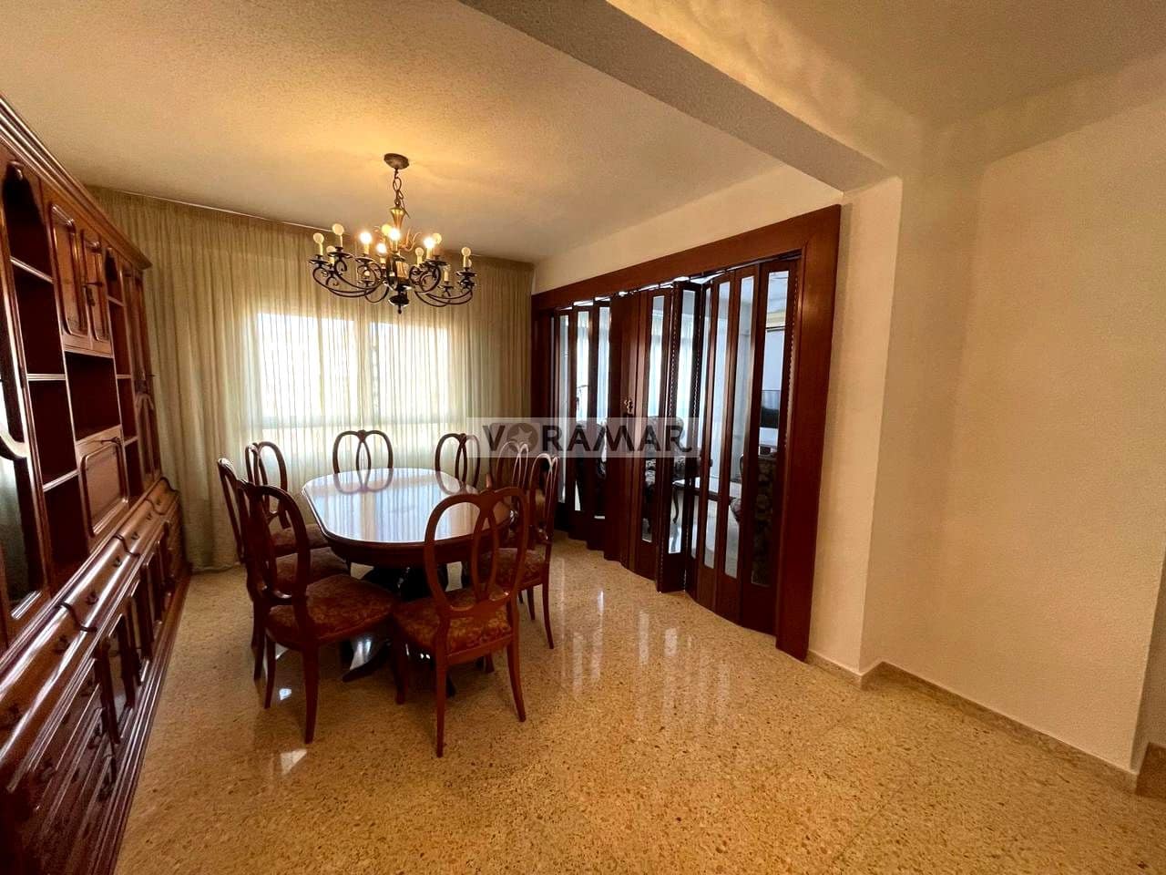 3 sovrum Lägenhet att hyra i Valencia stad med garage - 1 200 € (Ref: 9571615)