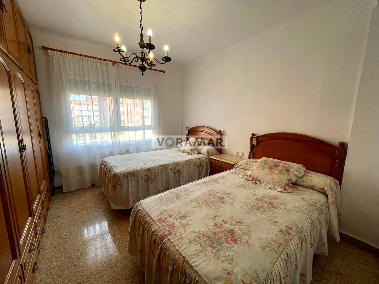 3 sovrum Lägenhet att hyra i Valencia stad med garage - 1 200 € (Ref: 9571615)