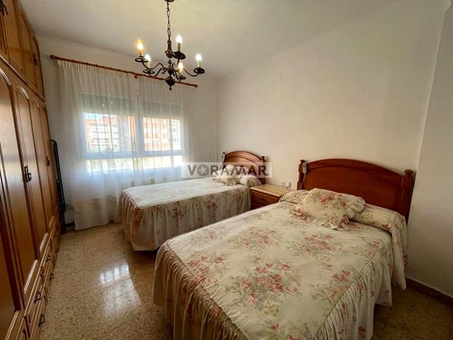 3 sovrum Lägenhet att hyra i La Malva-Rosa, Valencia stad med garage - 1 200 € (Ref: 9571615)