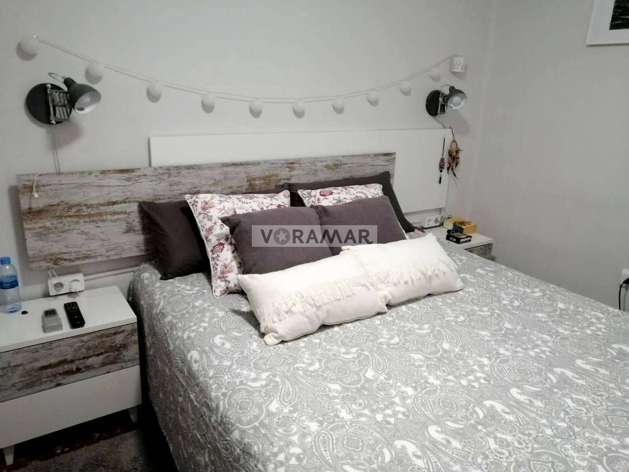 3 bedroom Flat for sale in Valencia city - € 125,000 (Ref: 9583535)