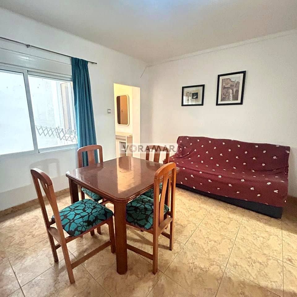 3 bedroom Flat for sale in Valencia city - € 240,000 (Ref: 9593138)