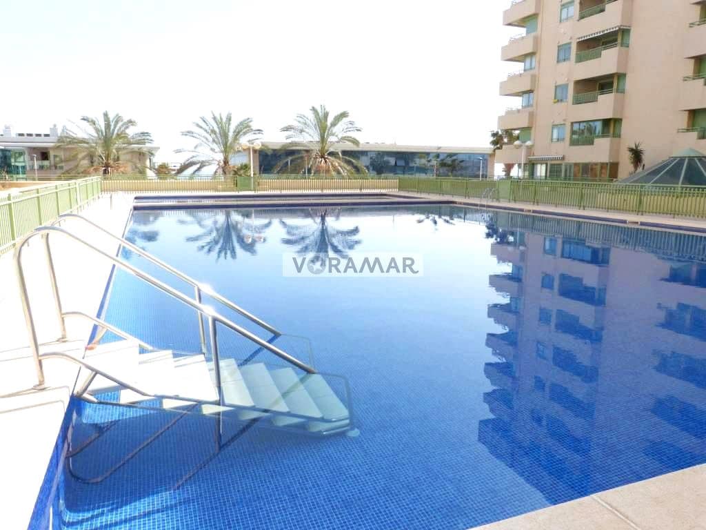 5 quarto Empresa para arrendar em Alboraya / Alboraia - 800 € (Ref: 9612036)