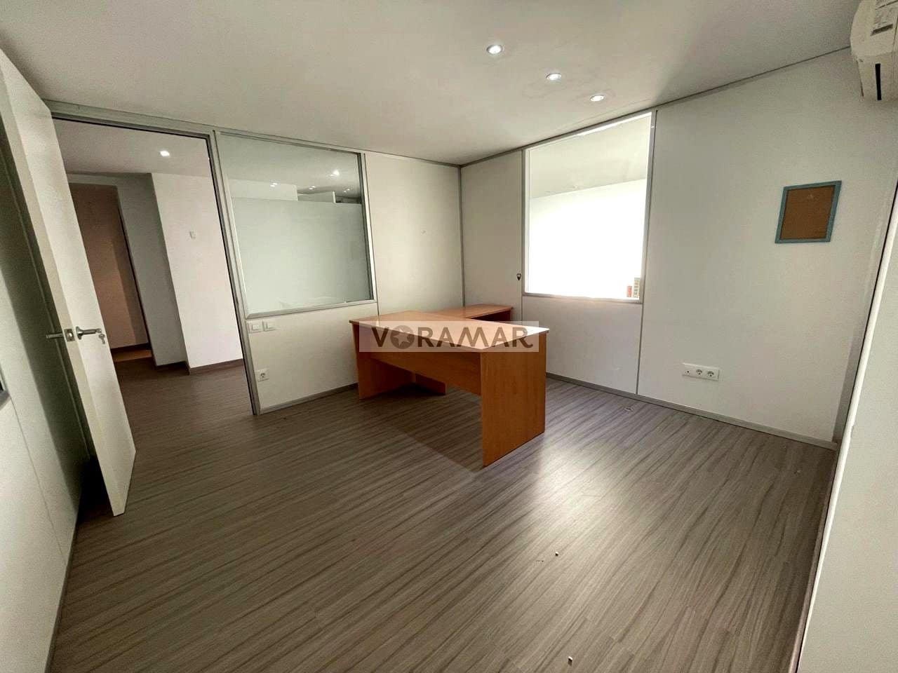 5 quarto Empresa para arrendar em Alboraya / Alboraia - 800 € (Ref: 9612036)