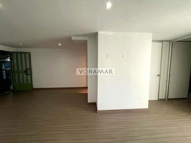 5 quarto Empresa para arrendar em Alboraya / Alboraia - 800 € (Ref: 9612036)