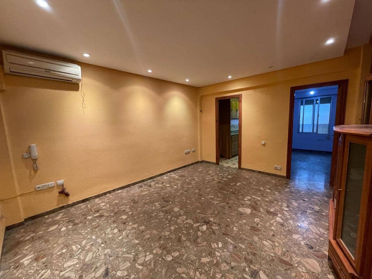 3 Zimmer Wohnung zu verkaufen in Valencia Stadt - 220.000 € (Ref: 9664339)