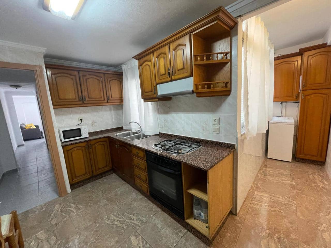 3 slaapkamer Flat te huur in Valencia stad - € 1.200 (Ref: 9665679)