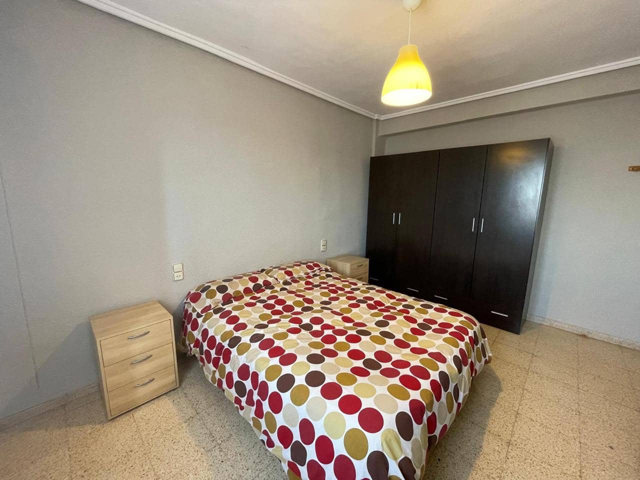 3 soveværelse Lejlighed til leje i Valencia by - € 1.300 (Ref: 9669590)