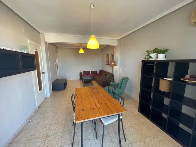 3 soveværelse Lejlighed til leje i La Vega Baixa, Valencia by - € 1.300 (Ref: 9669590)